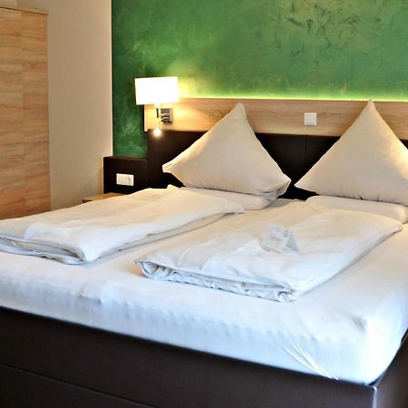 Hotel Restaurant Buergerklause Tapken Garrel Exteriör bild