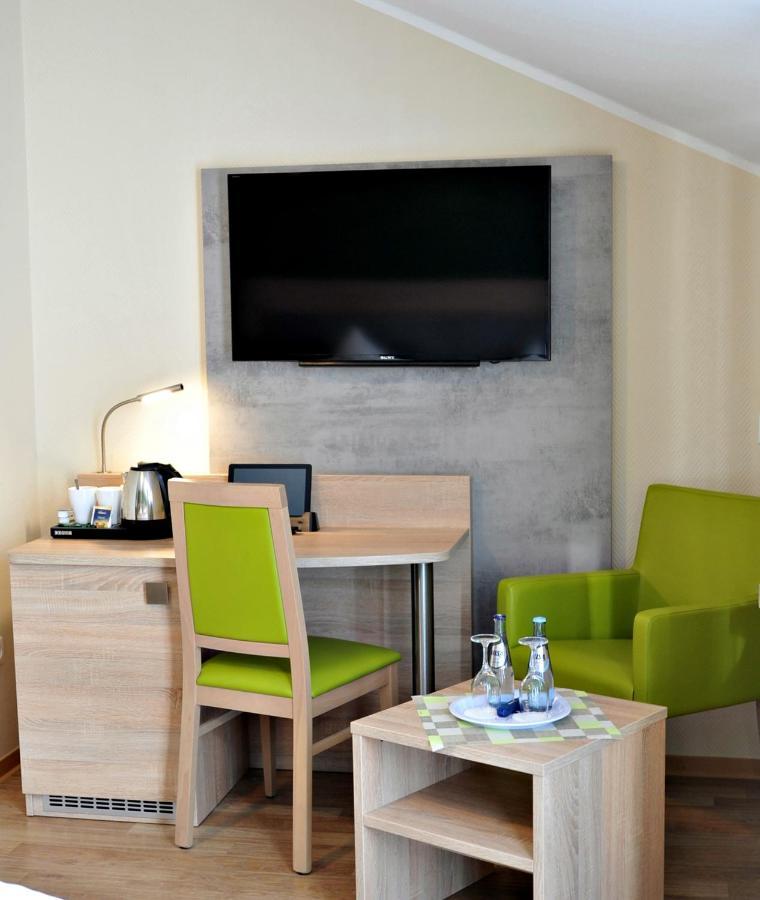 Hotel Restaurant Buergerklause Tapken Garrel Exteriör bild