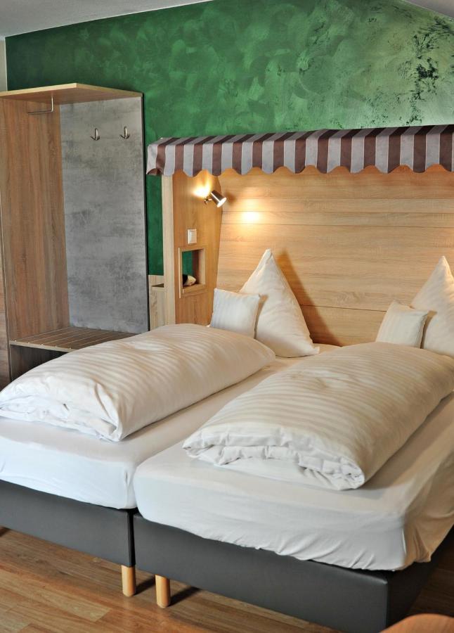 Hotel Restaurant Buergerklause Tapken Garrel Exteriör bild